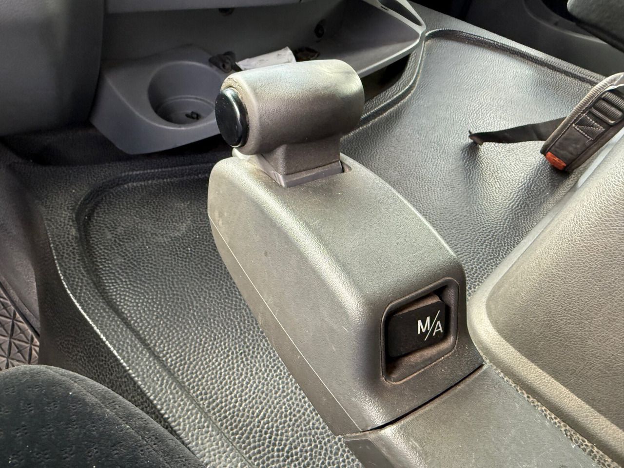 Crane truck, Dropside/ Flatbed truck Mercedes-Benz Actros 2532 L 6x2 Actros 2532 L 6x2, Liftachse, Kran Hiab 244EP-5 HiDuo, Funk: picture 6 Crane truck, Dropside/ Flatbed truck Mercedes-Benz Actros 2532 L 6x2 Actros 2532 L 6x2, Liftachse, Kran Hiab 244EP-5 HiDuo, Funk: picture 6