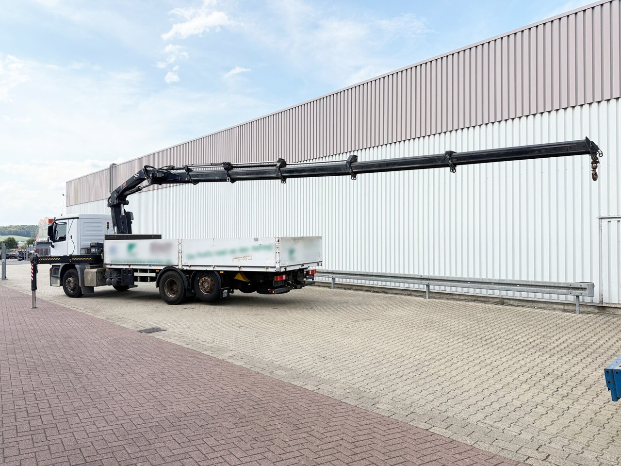Crane truck, Dropside/ Flatbed truck Mercedes-Benz Actros 2532 L 6x2 Actros 2532 L 6x2, Liftachse, Kran Hiab 244EP-5 HiDuo, Funk: picture 14 Crane truck, Dropside/ Flatbed truck Mercedes-Benz Actros 2532 L 6x2 Actros 2532 L 6x2, Liftachse, Kran Hiab 244EP-5 HiDuo, Funk: picture 14