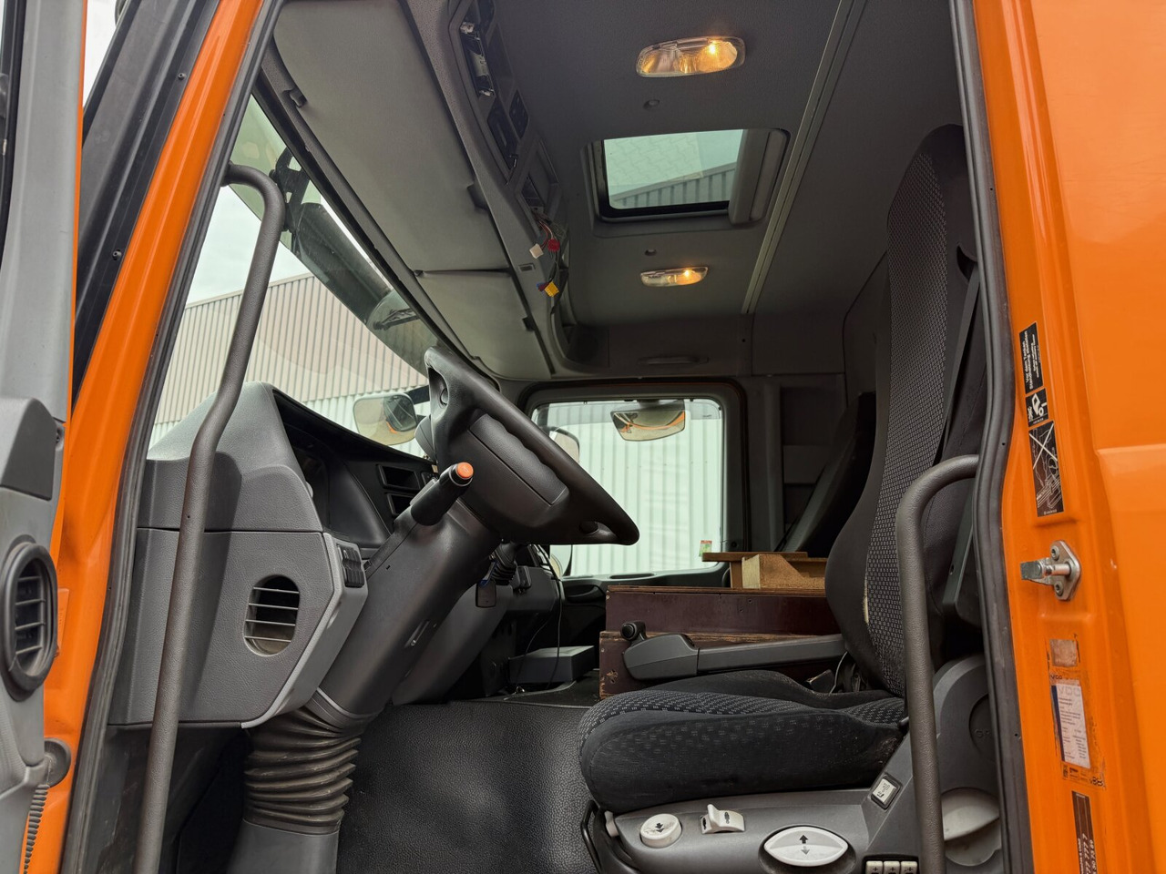 Mercedes-Benz Actros 2641/48 L 6x4 Actros 2641/48 L 6x4, Seilabroller, Haller Lotos, Zöller Schüttung - Garbage truck: picture 2 Mercedes-Benz Actros 2641/48 L 6x4 Actros 2641/48 L 6x4, Seilabroller, Haller Lotos, Zöller Schüttung - Garbage truck: picture 2