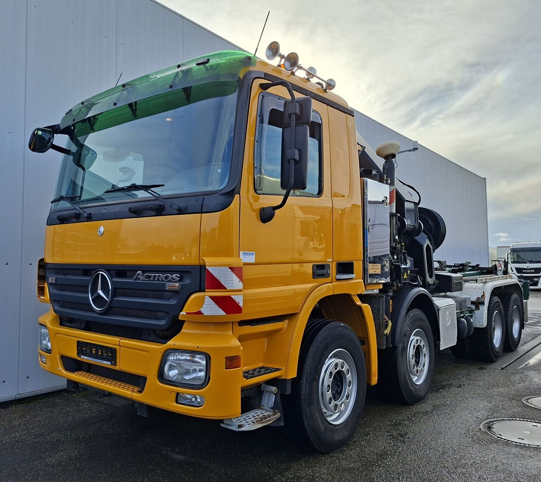 Leasing of Mercedes-Benz Actros 4146 K 8x4/4 Actros 4146 K 8x4/4, Retarder, Kran Hiab XS 477 E-7 HiPro, Seilwinde, 2x Funk Mercedes-Benz Actros 4146 K 8x4/4 Actros 4146 K 8x4/4, Retarder, Kran Hiab XS 477 E-7 HiPro, Seilwinde, 2x Funk: picture 9 Leasing of Mercedes-Benz Actros 4146 K 8x4/4 Actros 4146 K 8x4/4, Retarder, Kran Hiab XS 477 E-7 HiPro, Seilwinde, 2x Funk Mercedes-Benz Actros 4146 K 8x4/4 Actros 4146 K 8x4/4, Retarder, Kran Hiab XS 477 E-7 HiPro, Seilwinde, 2x Funk: picture 9