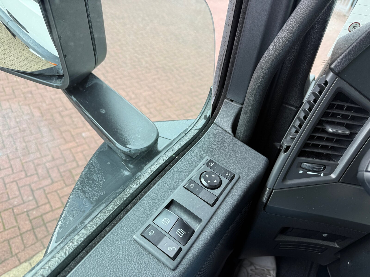 Mercedes-Benz Arocs 1827/30 A 4x4 Arocs 1827/30 A 4x4, mehrfach vorhanden! - Cab chassis truck: picture 2 Mercedes-Benz Arocs 1827/30 A 4x4 Arocs 1827/30 A 4x4, mehrfach vorhanden! - Cab chassis truck: picture 2