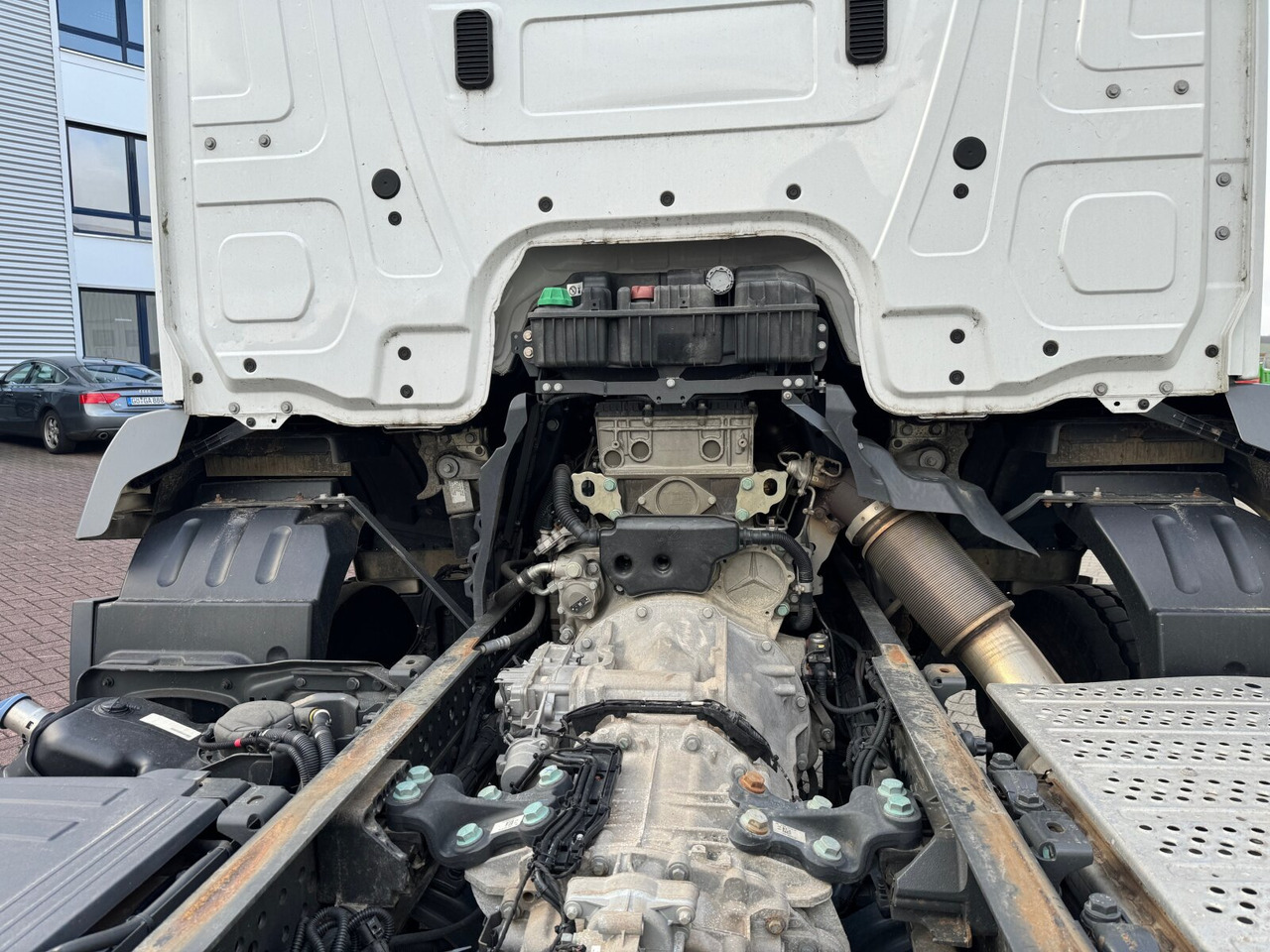 Crane truck Mercedes-Benz Arocs 1840 L 4x2 Arocs 1840 L 4x2, Kran Palfinger PK12001L, Hochstand: picture 15 Crane truck Mercedes-Benz Arocs 1840 L 4x2 Arocs 1840 L 4x2, Kran Palfinger PK12001L, Hochstand: picture 15