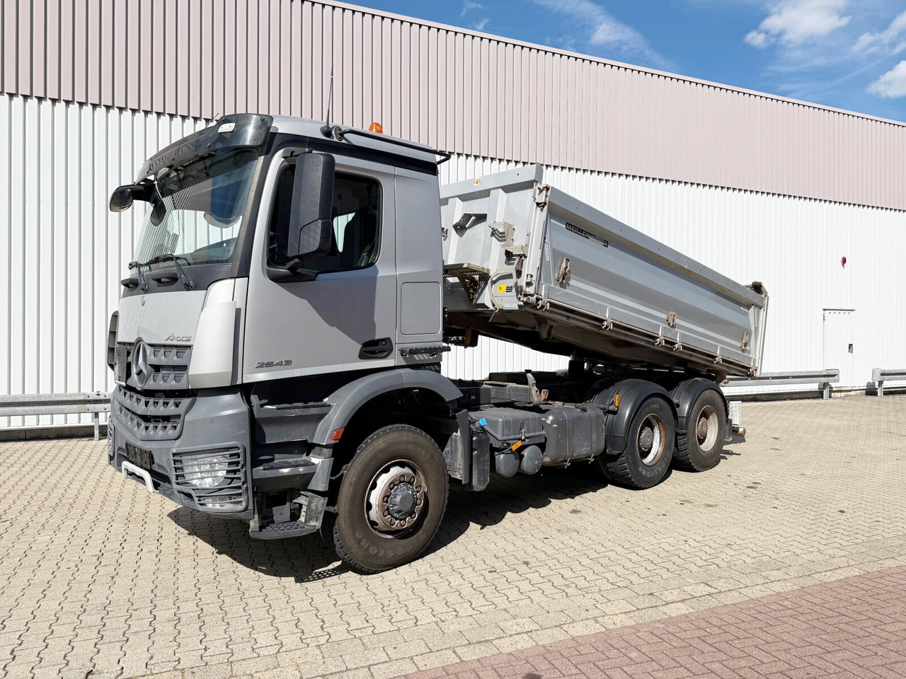 Mercedes-Benz Arocs 2643 LK 6x6 HAD Arocs 2643 LK 6x6 HAD, HydroDrive - Tipper: picture 1 Mercedes-Benz Arocs 2643 LK 6x6 HAD Arocs 2643 LK 6x6 HAD, HydroDrive - Tipper: picture 1