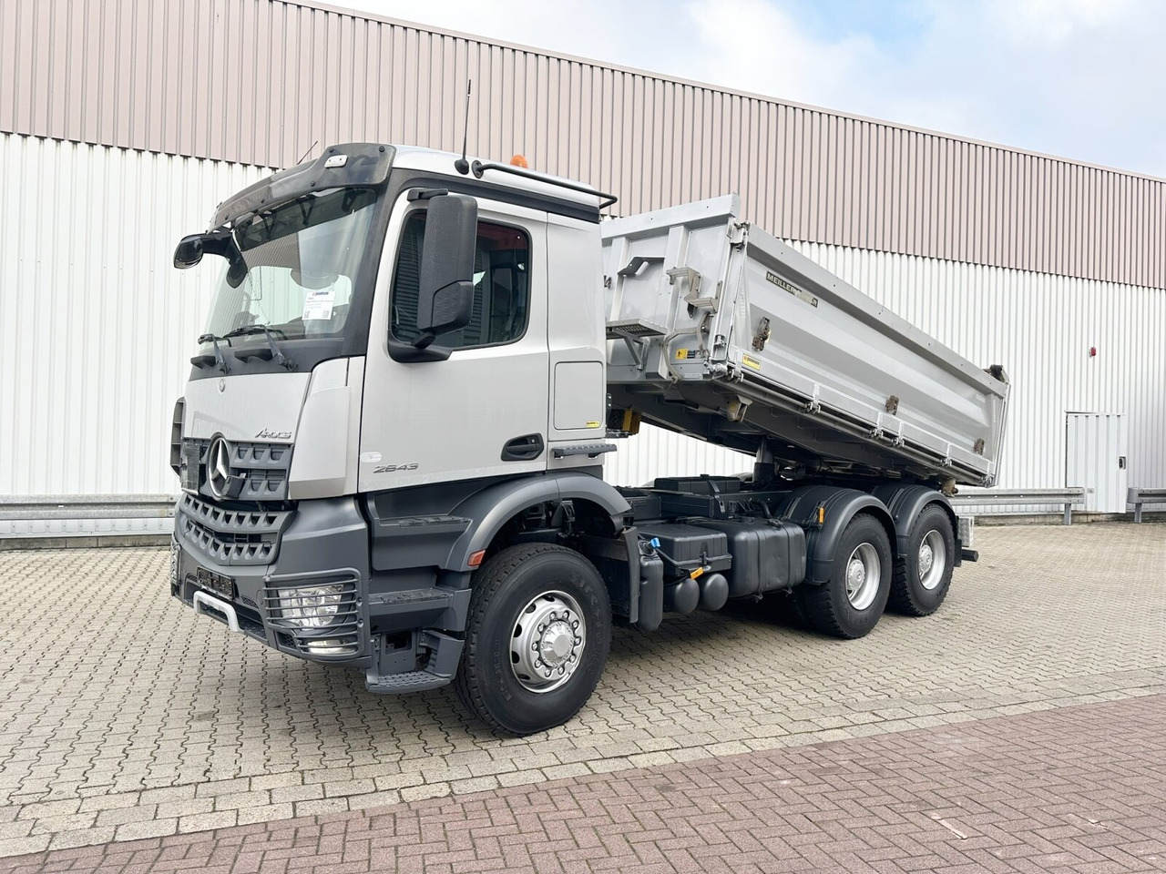 Mercedes-Benz Arocs 2643 LK 6x6 HAD Arocs 2643 LK 6x6 HAD, HydroDrive - Tipper: picture 1 Mercedes-Benz Arocs 2643 LK 6x6 HAD Arocs 2643 LK 6x6 HAD, HydroDrive - Tipper: picture 1