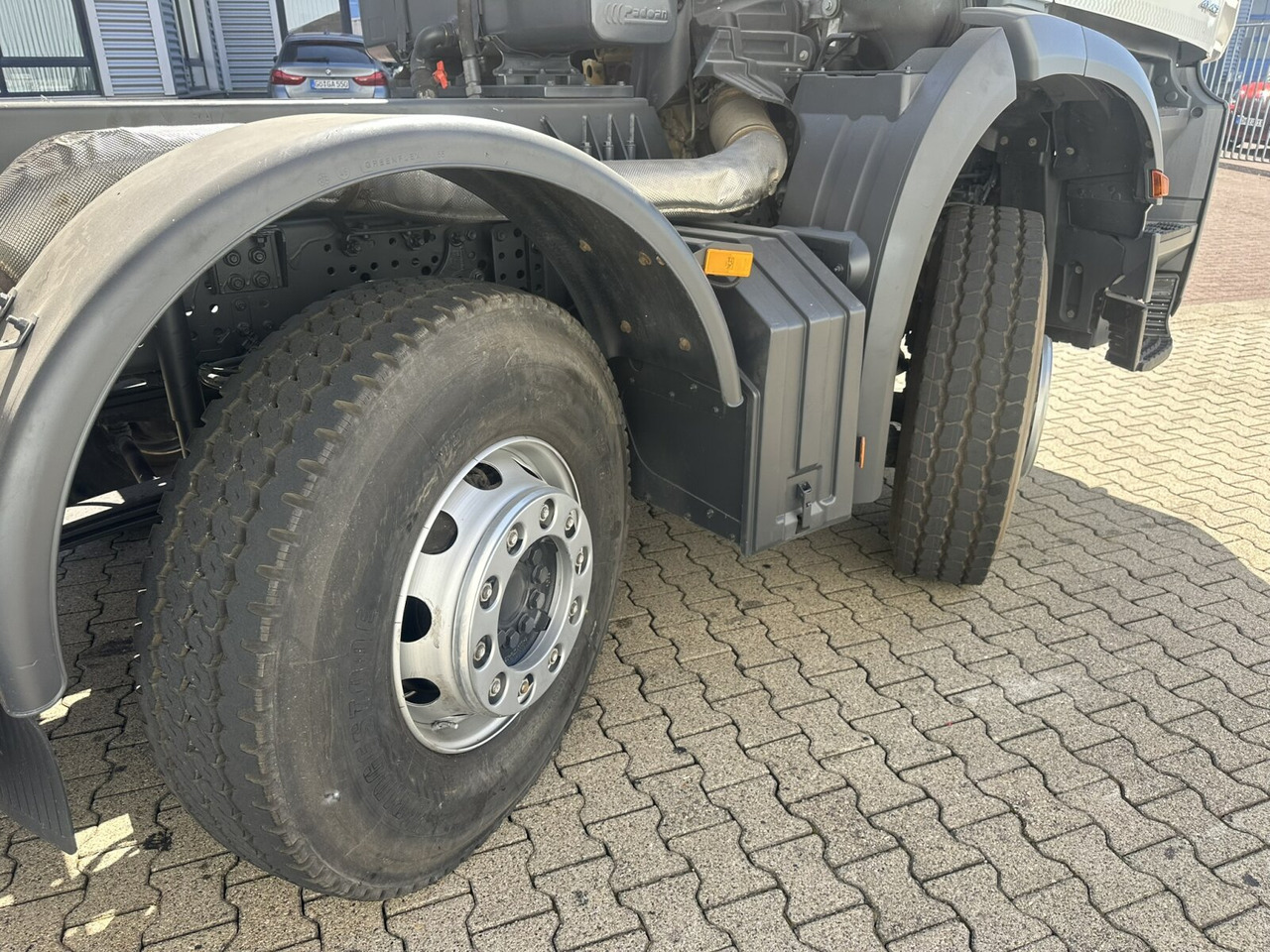 Mercedes-Benz Arocs 4142 K 8x4/4 Arocs 4142/45 K 8x4/4, Meiller Bordmatik links - Tipper: picture 2 Mercedes-Benz Arocs 4142 K 8x4/4 Arocs 4142/45 K 8x4/4, Meiller Bordmatik links - Tipper: picture 2