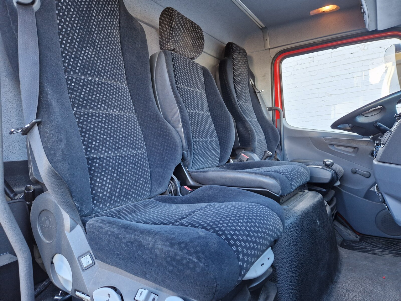 Mercedes-Benz Atego 1218 L 4x2 1218 L 4x2, Fassi Kran F 95A21 5.9m-1.545 kg, - Crane truck, Dropside/ Flatbed truck: picture 5 Mercedes-Benz Atego 1218 L 4x2 1218 L 4x2, Fassi Kran F 95A21 5.9m-1.545 kg, - Crane truck, Dropside/ Flatbed truck: picture 5