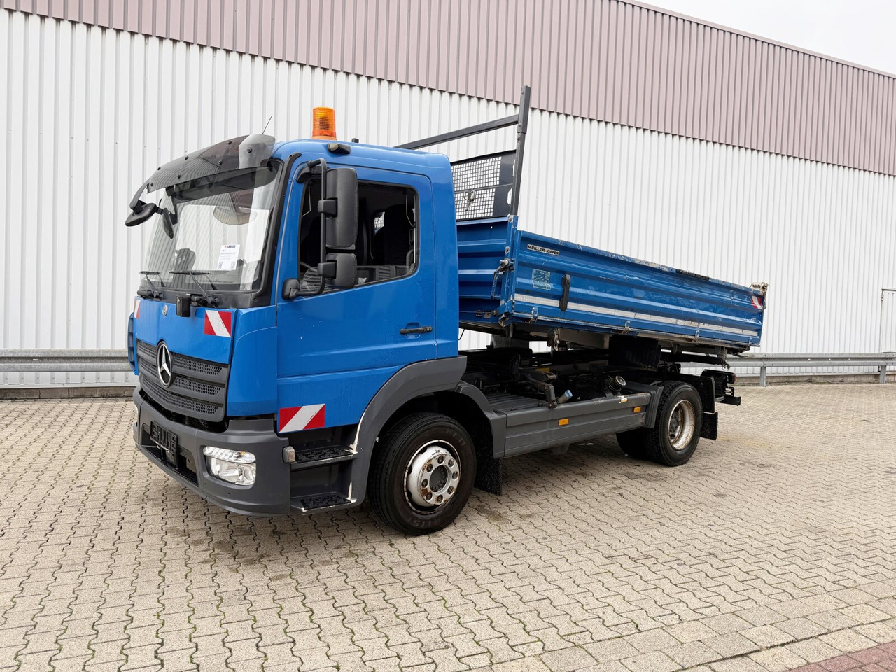Mercedes-Benz Atego 1224 K 4x2 Atego 1224 K 4x2, Meiller 3-S-Kipper  2x AHK Öl - Tipper: picture 1 Mercedes-Benz Atego 1224 K 4x2 Atego 1224 K 4x2, Meiller 3-S-Kipper  2x AHK Öl - Tipper: picture 1