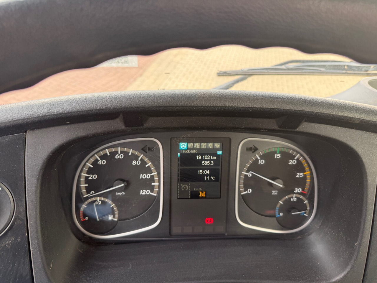 Mercedes-Benz Atego 1530 K 4x2 Atego 1530 K 4x2, 2x AHK - Tipper: picture 4 Mercedes-Benz Atego 1530 K 4x2 Atego 1530 K 4x2, 2x AHK - Tipper: picture 4