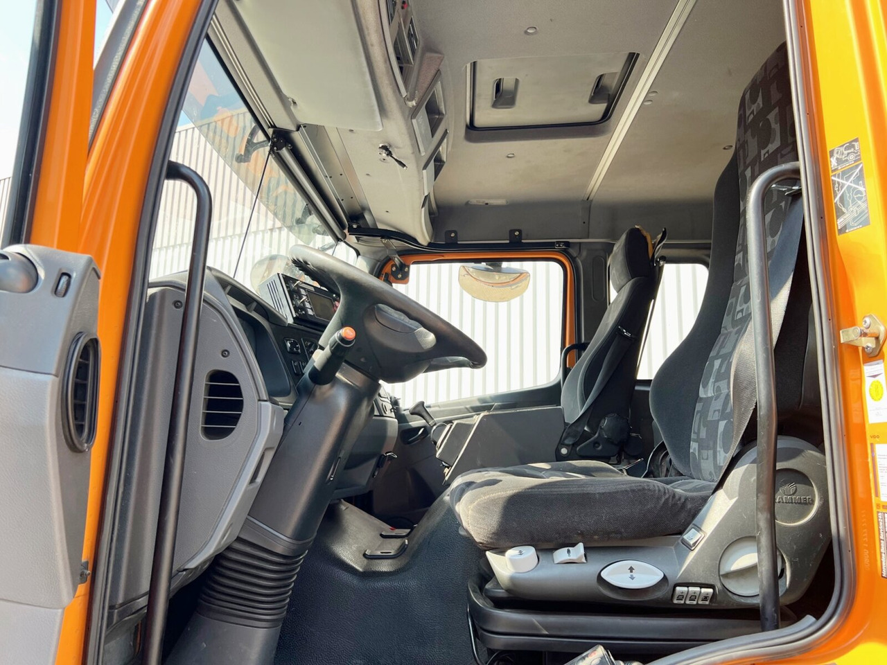 Mercedes-Benz Axor 2529 L 6x2 Axor 2529 L 6x2, Lenkachse, HN-Cityloader, Zöller-Schüttung - Garbage truck: picture 2 Mercedes-Benz Axor 2529 L 6x2 Axor 2529 L 6x2, Lenkachse, HN-Cityloader, Zöller-Schüttung - Garbage truck: picture 2
