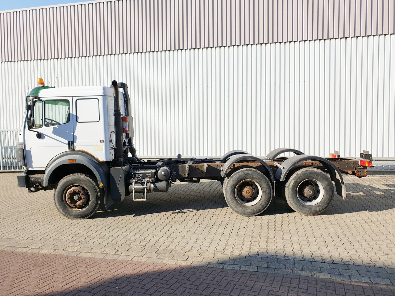 Cab chassis truck Mercedes-Benz SK II 25/2638 K 6x4 SK II 25/2638 K 6x4, V8, Retarder, 2x Nebenantrieb: picture 8 Cab chassis truck Mercedes-Benz SK II 25/2638 K 6x4 SK II 25/2638 K 6x4, V8, Retarder, 2x Nebenantrieb: picture 8