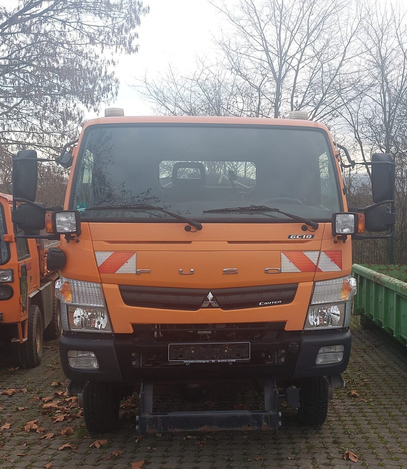 Mitsubishi Canter Fuso 6C18 4x4 Canter Fuso 6C18 4x4, Winterdienstausstattung, AJK HL 5-3.150 City-Abroller - Hook lift truck: picture 4 Mitsubishi Canter Fuso 6C18 4x4 Canter Fuso 6C18 4x4, Winterdienstausstattung, AJK HL 5-3.150 City-Abroller - Hook lift truck: picture 4