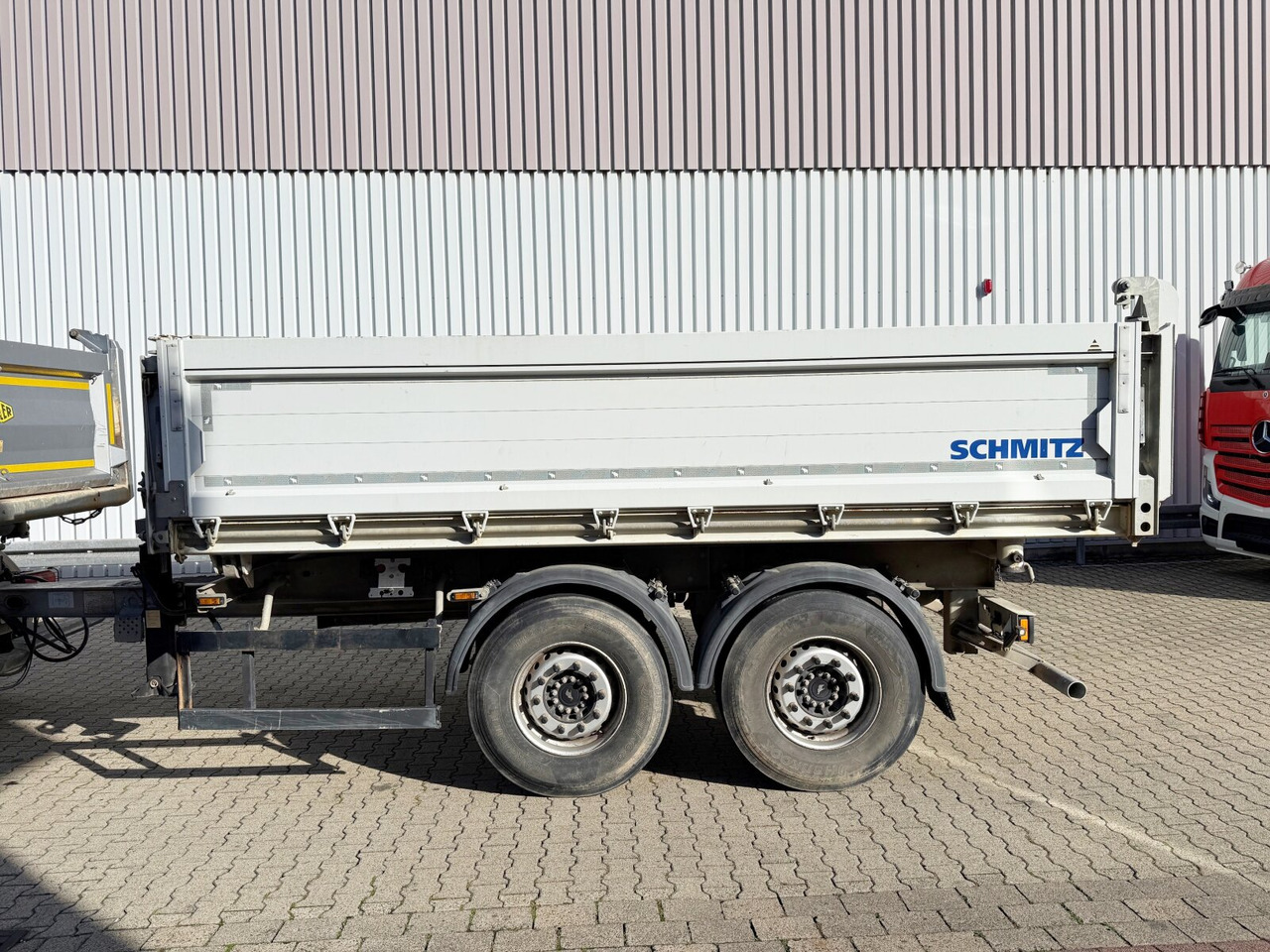 Schmitz Cargobull ZKI 18-4.9 ZKI 18-4.9, Alu-Bordwände, ca. 10m³ - Tipper trailer: picture 5 Schmitz Cargobull ZKI 18-4.9 ZKI 18-4.9, Alu-Bordwände, ca. 10m³ - Tipper trailer: picture 5