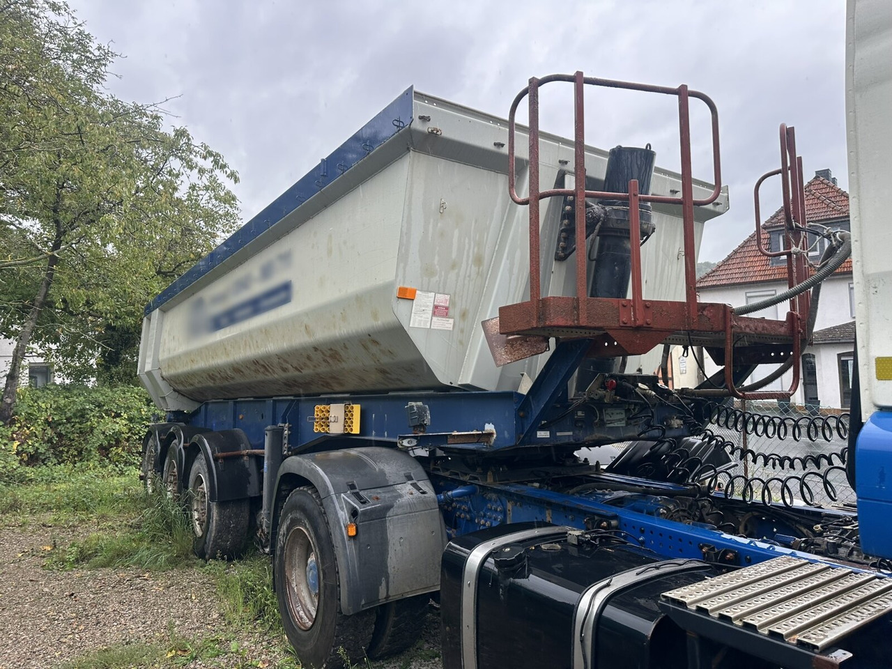 Schwarzmüller HKS 3/E-S1 HKS 3/E-S1, Liftachse, 25m³ - Semi-trailer: picture 1 Schwarzmüller HKS 3/E-S1 HKS 3/E-S1, Liftachse, 25m³ - Semi-trailer: picture 1
