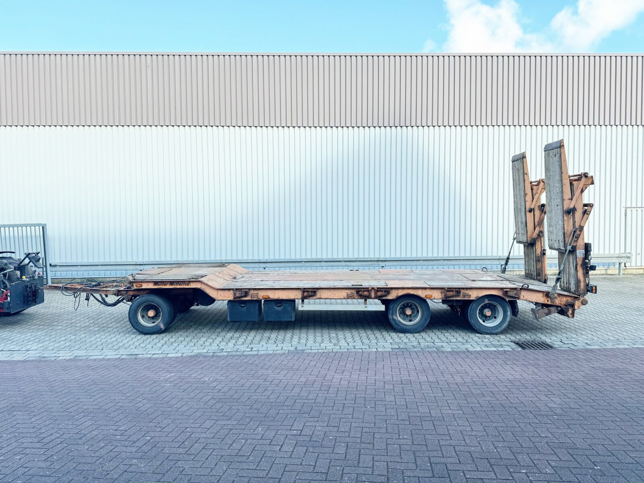 Low loader trailer for transportation of heavy machinery T 3 Kompakt 30,0 T 3 Kompakt  30,0, Hydr. Rampen, Verbr. auf 3m: picture 6
