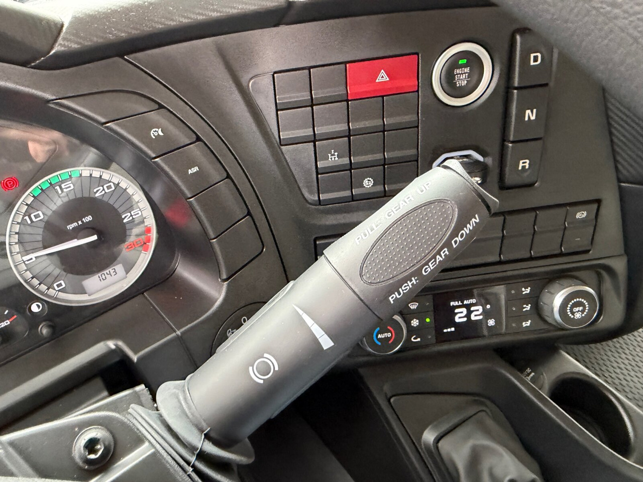 T-Way 360 6x6 T-Way 360 6x6 - Hook lift truck: picture 4 T-Way 360 6x6 T-Way 360 6x6 - Hook lift truck: picture 4