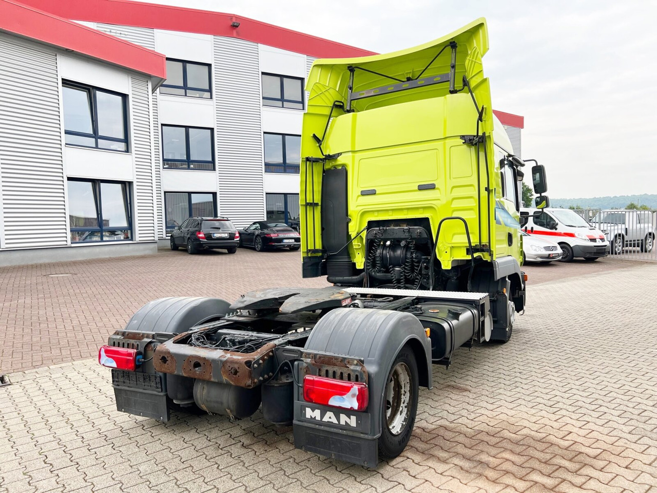 Tractor unit MAN TGL 8.220 4X2 BL TGL 8.220 4X2 BL: picture 10