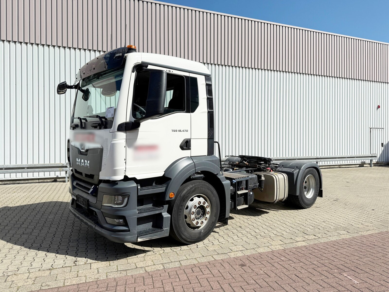 MAN TGS 18.470 4x2 BL TGS 18.470 4x2 BL, Retarder, Kipphydraulik - Tractor unit: picture 1 MAN TGS 18.470 4x2 BL TGS 18.470 4x2 BL, Retarder, Kipphydraulik - Tractor unit: picture 1