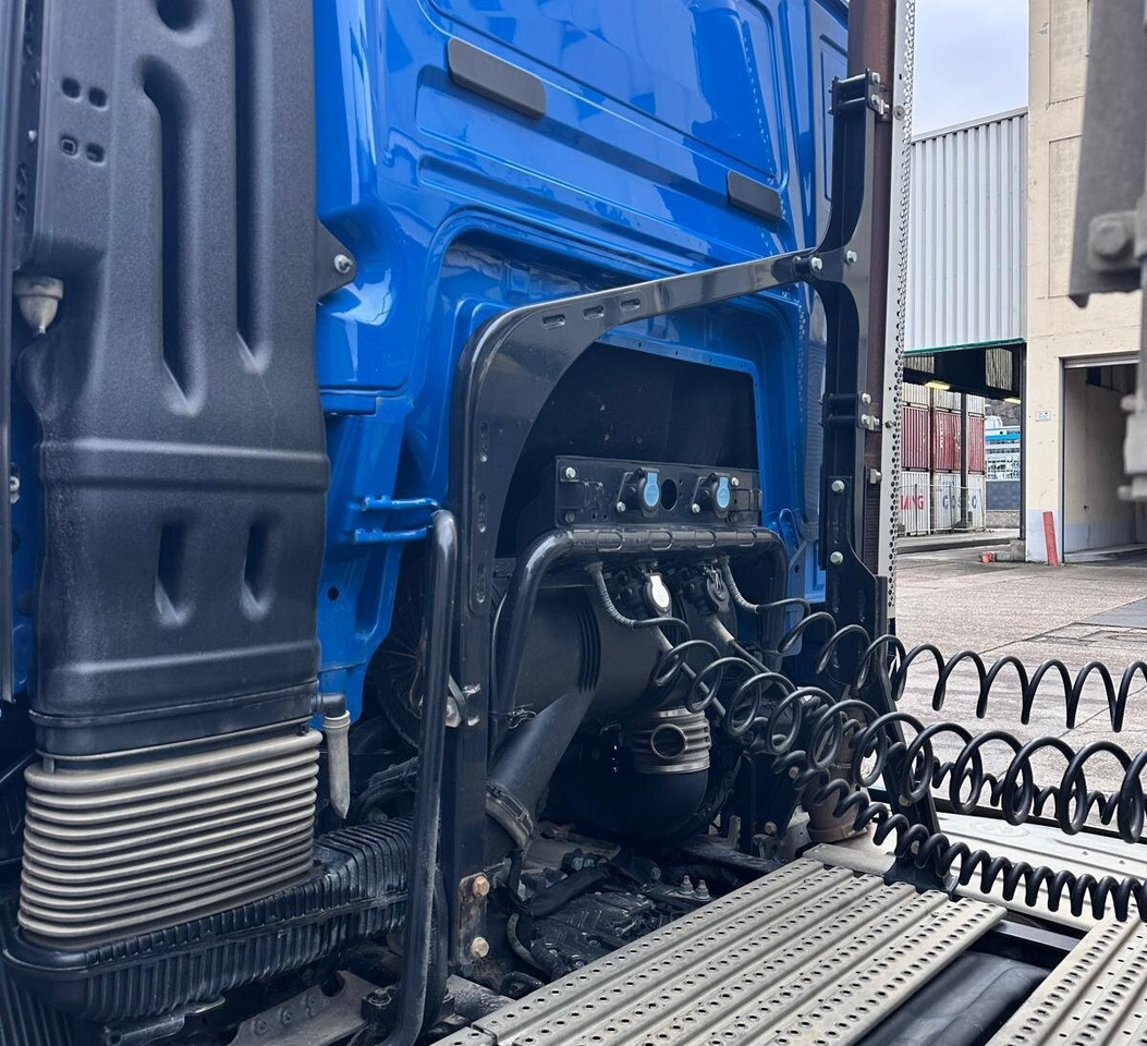 MAN TGS 18.510 4x4H BLS TGS 18.510 4x4H BLS, HydroDrive, PriTarder, Navi, Hydraulik - Tractor unit: picture 5 MAN TGS 18.510 4x4H BLS TGS 18.510 4x4H BLS, HydroDrive, PriTarder, Navi, Hydraulik - Tractor unit: picture 5