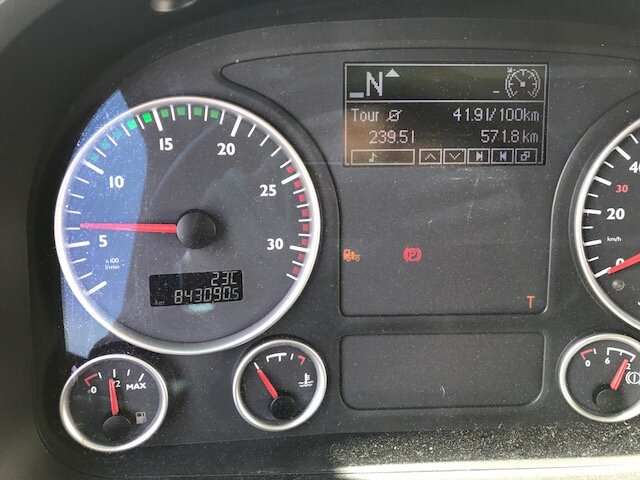 MAN TGX 18.440 4x2 LLS-U TGX 18.440 4x2 LLS-U, Hydraulik, Low Liner, XXL Kabine - Tractor unit: picture 3 MAN TGX 18.440 4x2 LLS-U TGX 18.440 4x2 LLS-U, Hydraulik, Low Liner, XXL Kabine - Tractor unit: picture 3