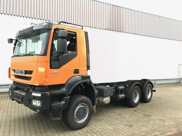 Trakker AD260T45W 6x6 Trakker AD260T45W 6x6 - Cab chassis truck: picture 1 Trakker AD260T45W 6x6 Trakker AD260T45W 6x6 - Cab chassis truck: picture 1