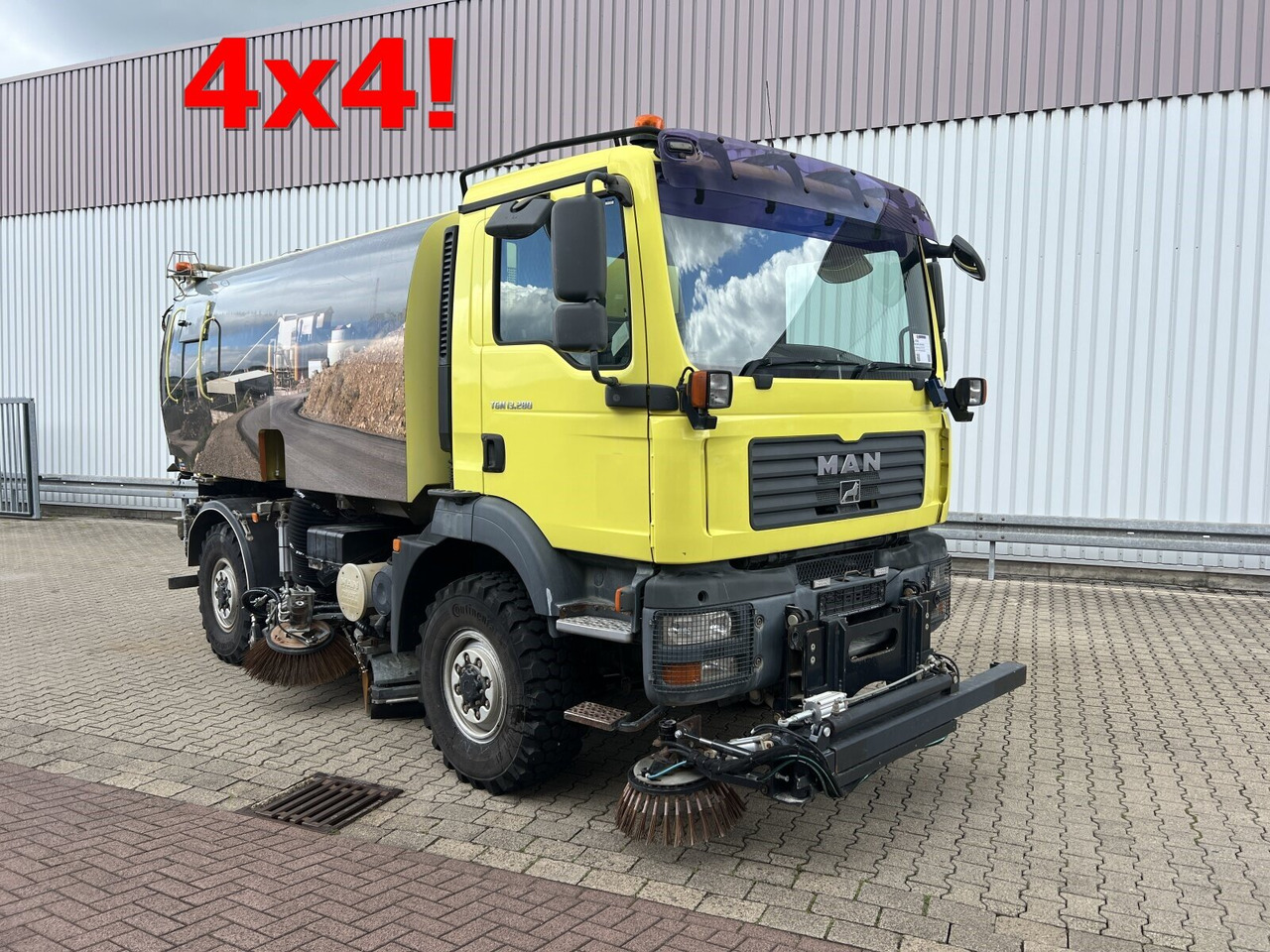 MAN TGM 13.280 4X4 BL TGM 13.280 4X4 BL, Kehhrmaschine Nothelfer Kobit K6 - Truck: picture 1 MAN TGM 13.280 4X4 BL TGM 13.280 4X4 BL, Kehhrmaschine Nothelfer Kobit K6 - Truck: picture 1