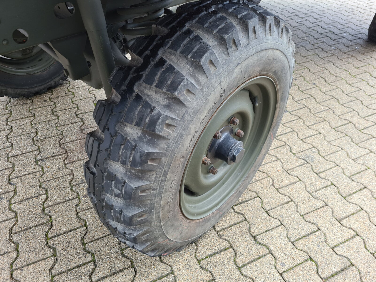 Dropside/ Flatbed truck Unimog 404 4x4 S Cabrio 404 4x4 S Cabrio, Benziner: picture 15