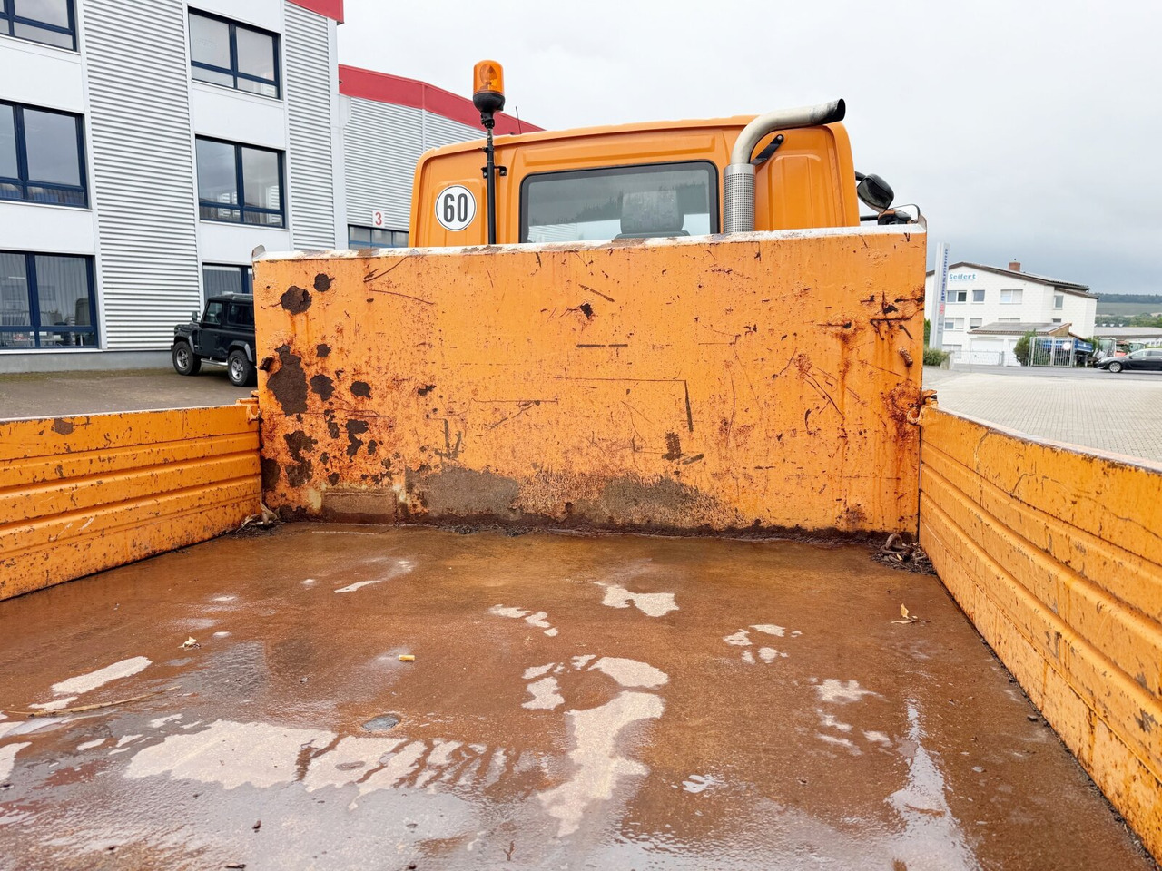 Unimog U 20 4x4 U 20 4x4, Kipper, Zapfwelle, Winterdienstausstattung, 2x AHK - Van: picture 5 Unimog U 20 4x4 U 20 4x4, Kipper, Zapfwelle, Winterdienstausstattung, 2x AHK - Van: picture 5