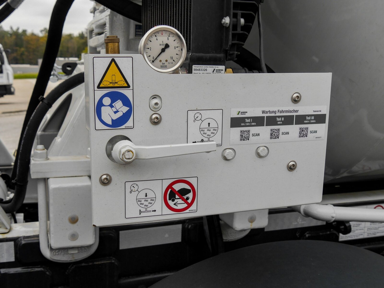 X-Way AD360X40BZ 8x4 X-Way AD360X40BZ 8x4, Stetter Betonmischer ca. 9m³ - Concrete mixer truck: picture 3 X-Way AD360X40BZ 8x4 X-Way AD360X40BZ 8x4, Stetter Betonmischer ca. 9m³ - Concrete mixer truck: picture 3