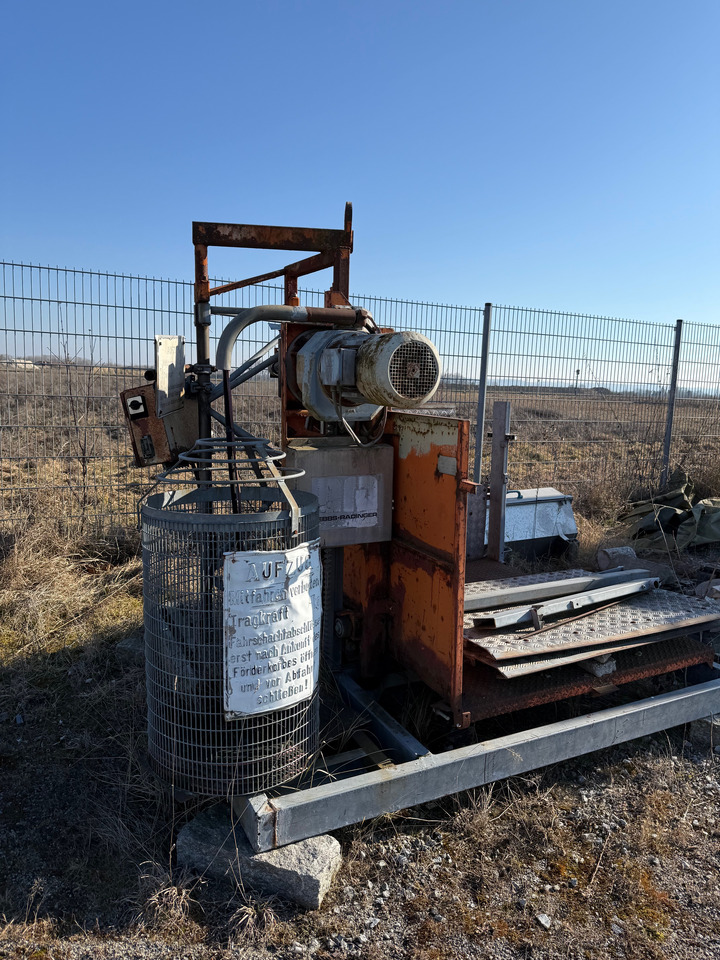 Ebbs+Radinger Lastenaufzug ZL600 - Aerial platform: picture 1 Ebbs+Radinger Lastenaufzug ZL600 - Aerial platform: picture 1