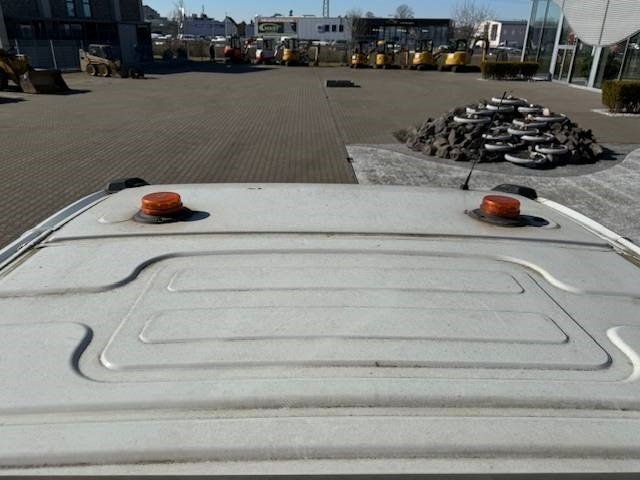 Panel van Iveco Daily 35 S12: picture 8