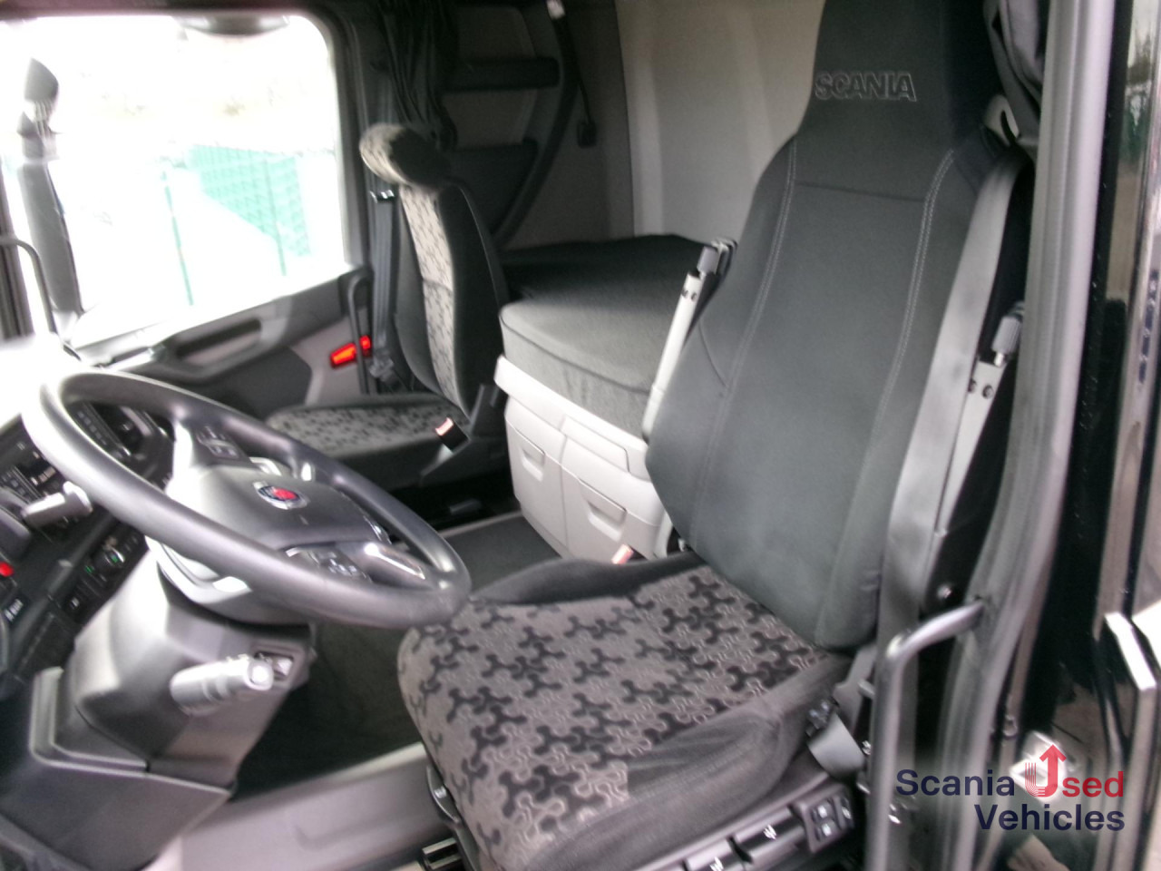 SCANIA R 450 A4x2NA - Tractor unit: picture 2 SCANIA R 450 A4x2NA - Tractor unit: picture 2