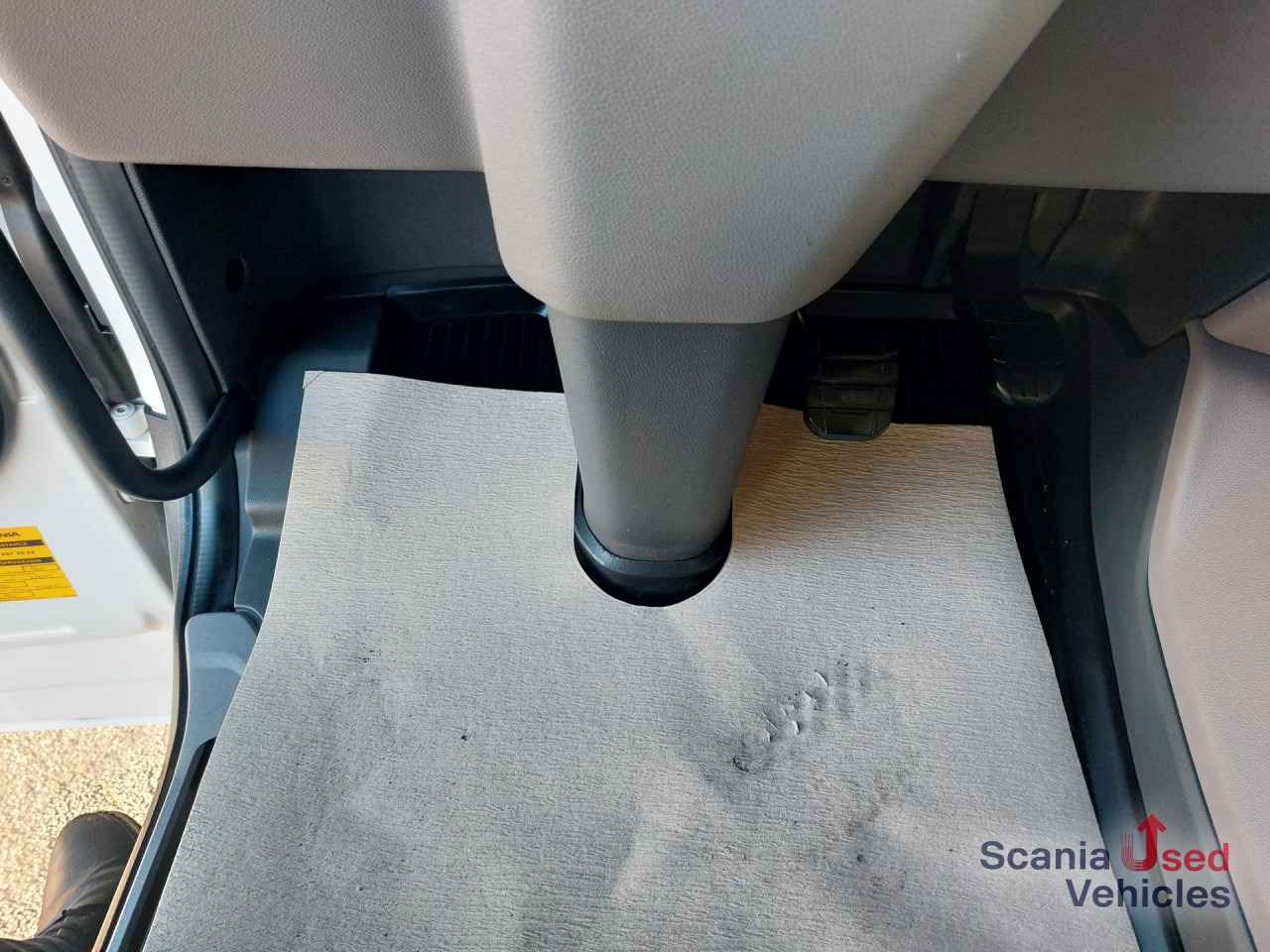 SCANIA R 460 A4x2EB - Tractor unit: picture 2 SCANIA R 460 A4x2EB - Tractor unit: picture 2