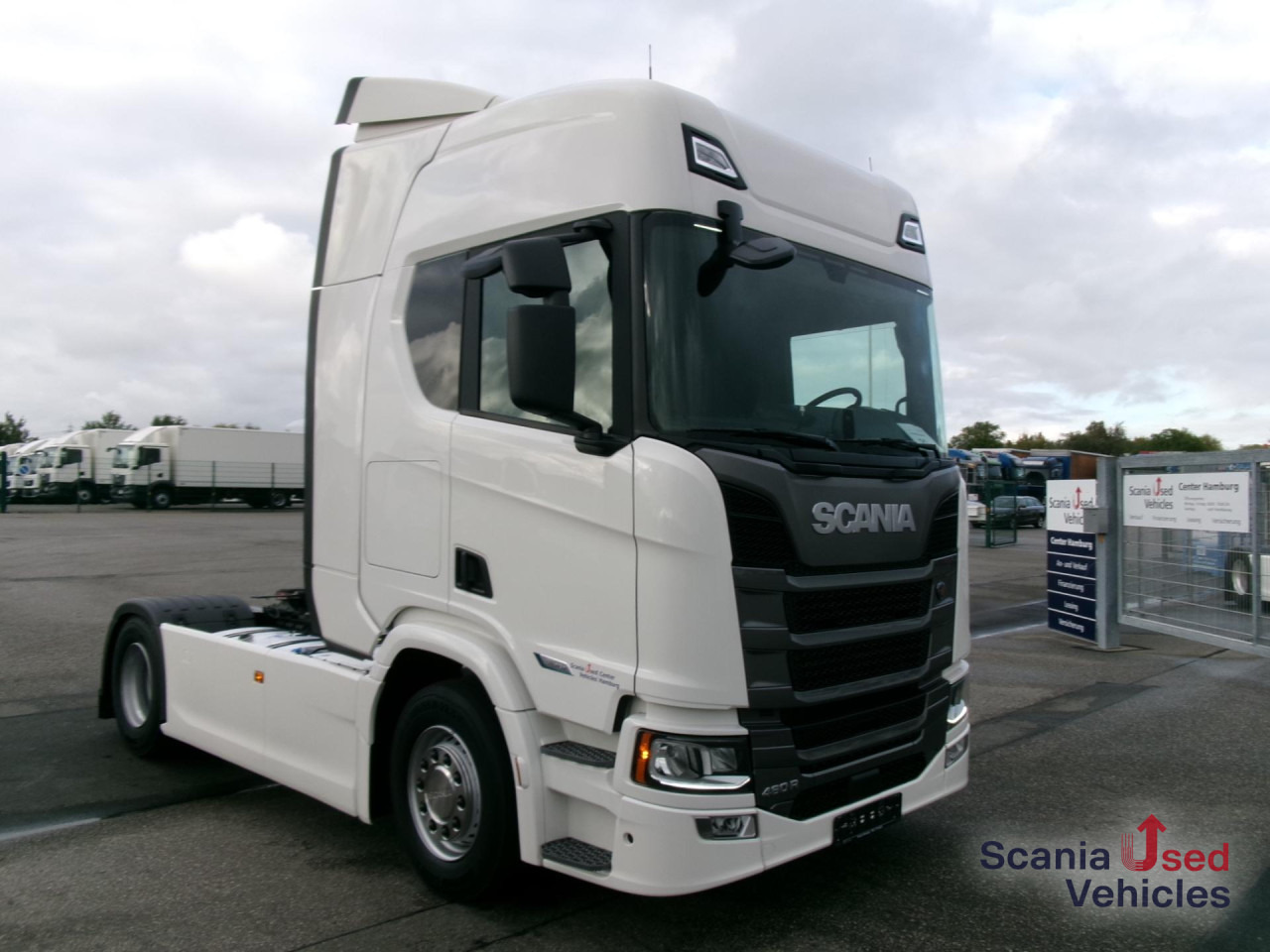 SCANIA R 460 A4x2NA 2 Tanks Standklima TOP!!! - Tractor unit: picture 1 SCANIA R 460 A4x2NA 2 Tanks Standklima TOP!!! - Tractor unit: picture 1