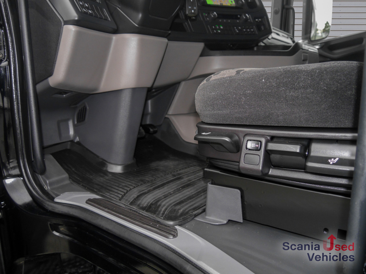 SCANIA R 460 A4x2NA - SUPER - - Tractor unit: picture 3 SCANIA R 460 A4x2NA - SUPER - - Tractor unit: picture 3