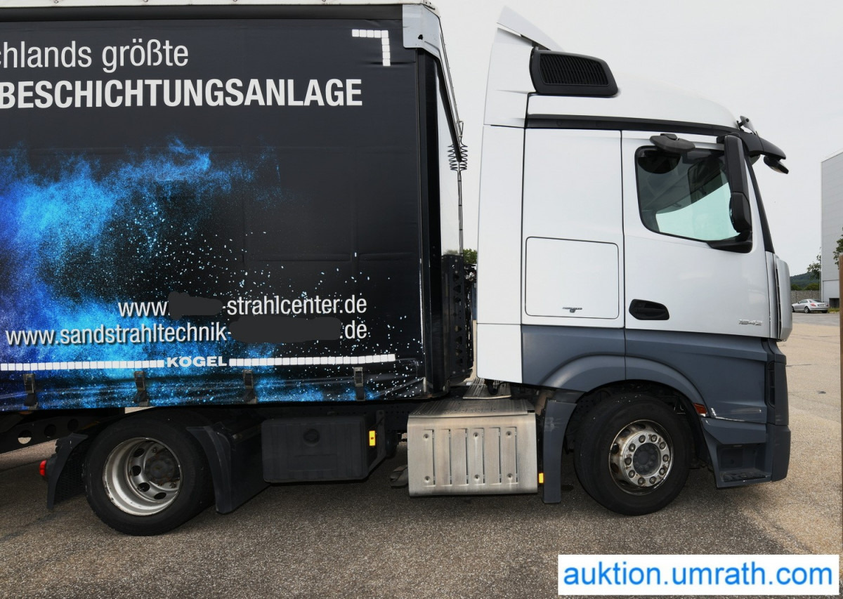 Mercedes Benz Actros DB 1842 LS Sattelzugmaschine EURO 6 StreamSpace LowLiner Klimaautomatik Automatikgetriebe Navi - Tractor unit: picture 4 Mercedes Benz Actros DB 1842 LS Sattelzugmaschine EURO 6 StreamSpace LowLiner Klimaautomatik Automatikgetriebe Navi - Tractor unit: picture 4