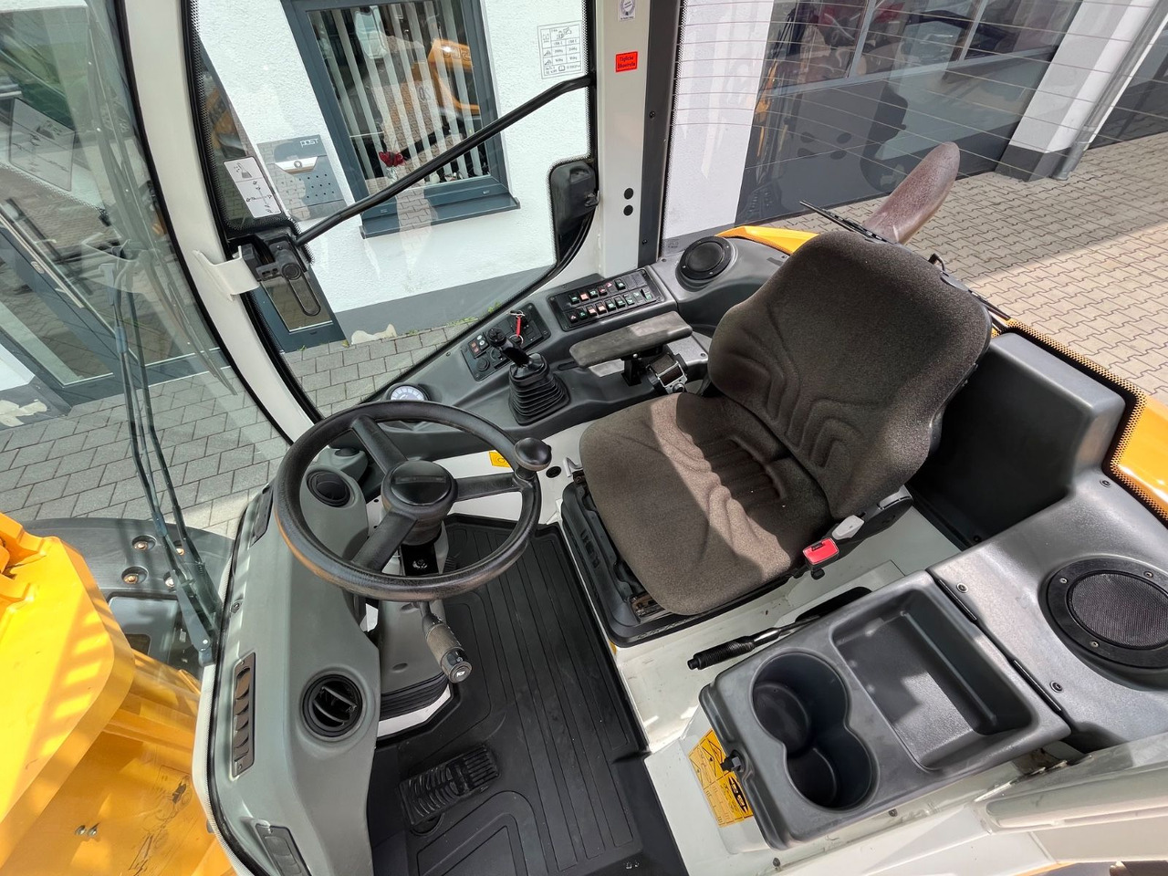 Wheel loader Liebherr 506 Compact Schaufel Gabel: picture 12