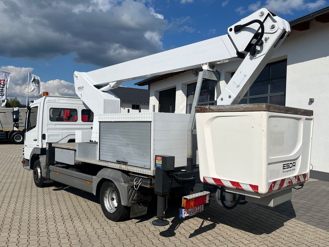 Mercedes-Benz Atego 816 ESDA TG 1800 Steiger 1000V isoliert - Truck mounted aerial platform: picture 5 Mercedes-Benz Atego 816 ESDA TG 1800 Steiger 1000V isoliert - Truck mounted aerial platform: picture 5
