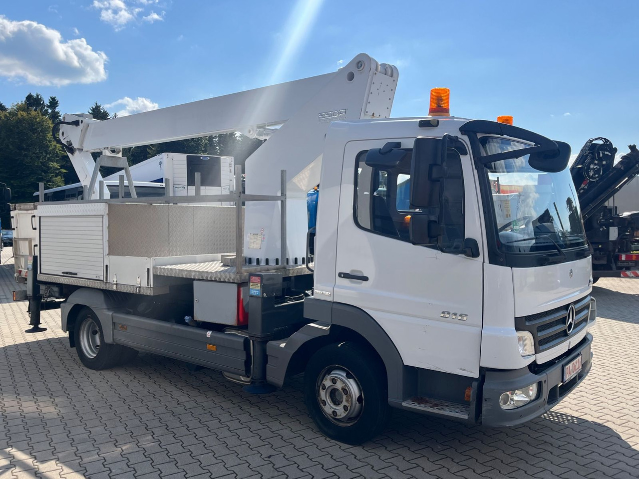 Mercedes-Benz Atego 816 ESDA TG 1800 Steiger 1000V isoliert - Truck mounted aerial platform: picture 4 Mercedes-Benz Atego 816 ESDA TG 1800 Steiger 1000V isoliert - Truck mounted aerial platform: picture 4