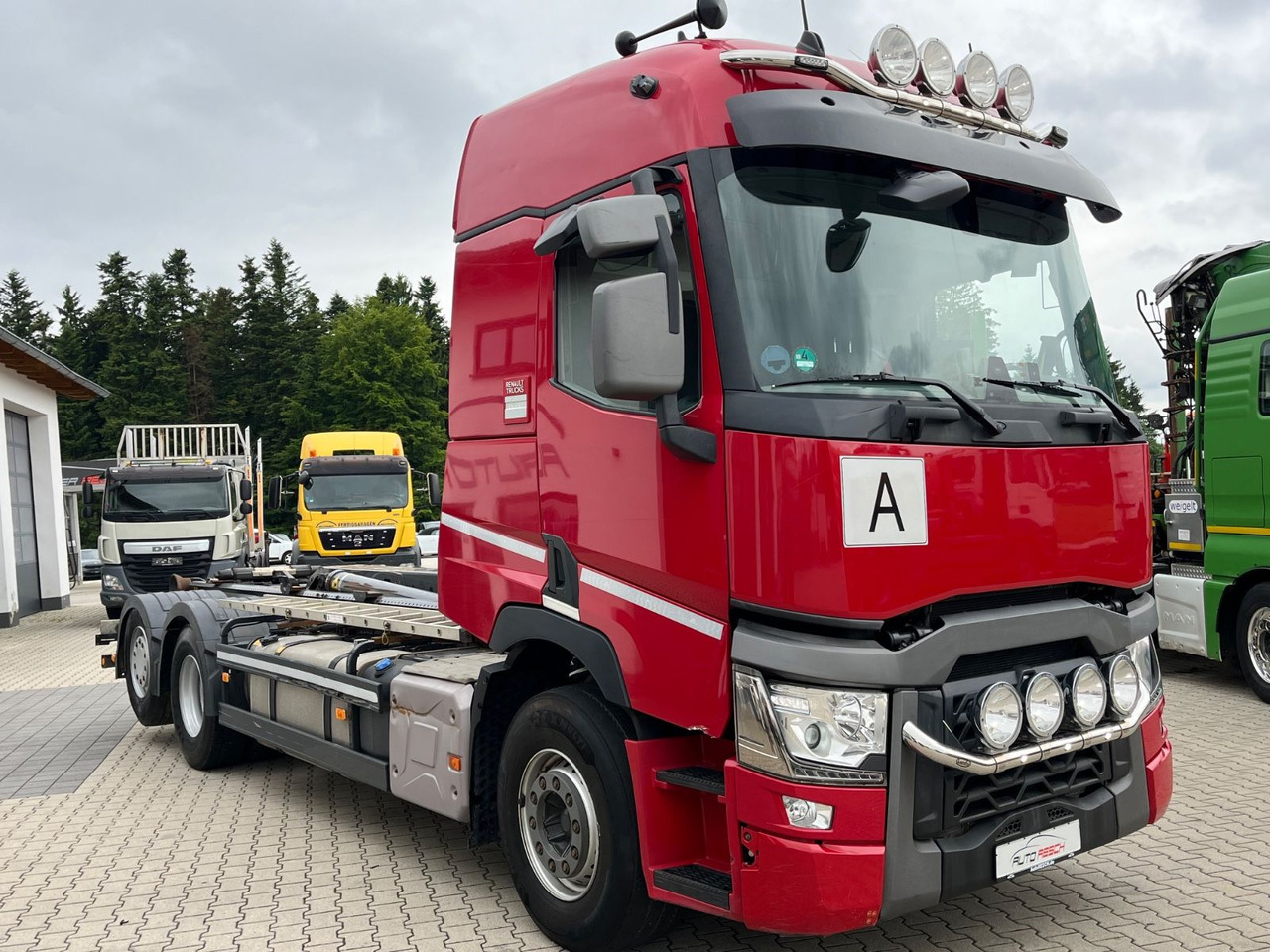 Renault T520 6x2 Meiller RS 21 Abrollkipper Lift Lenk - Hook lift truck: picture 2 Renault T520 6x2 Meiller RS 21 Abrollkipper Lift Lenk - Hook lift truck: picture 2