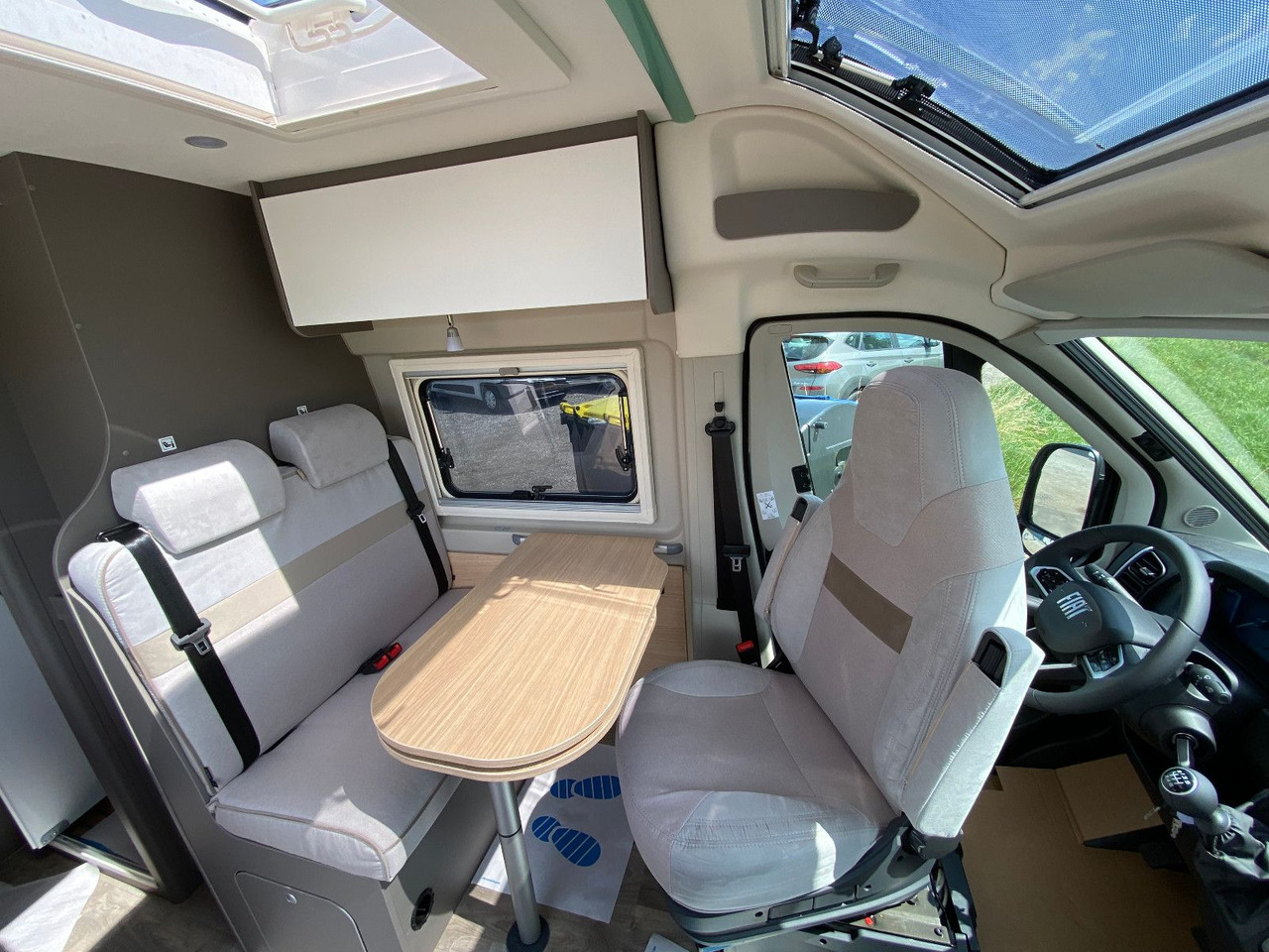 Camper van Carado CV 600 Dieselheizung,Skyroof,Autmatik, whiteLabl: picture 16