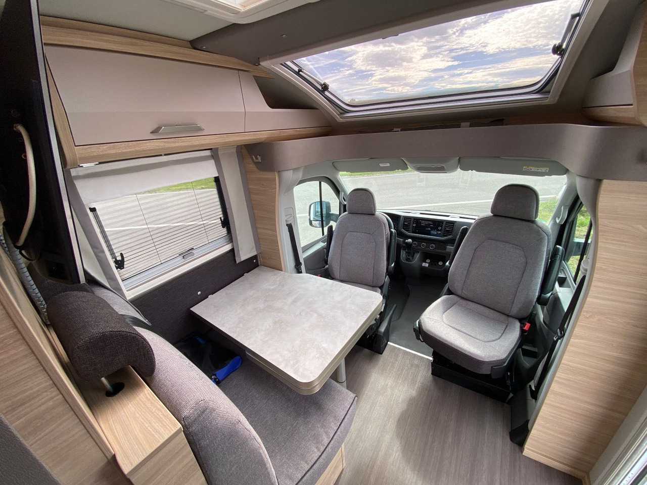 Semi-integrated motorhome Knaus Van TI PLUS Platinium Selection 650 MEG,Automat: picture 9