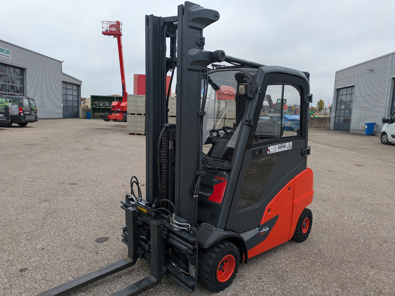 Linde H20D-01 Diesel Stapler Triplexmast Kabine Heizung ZVG - Diesel forklift: picture 2 Linde H20D-01 Diesel Stapler Triplexmast Kabine Heizung ZVG - Diesel forklift: picture 2