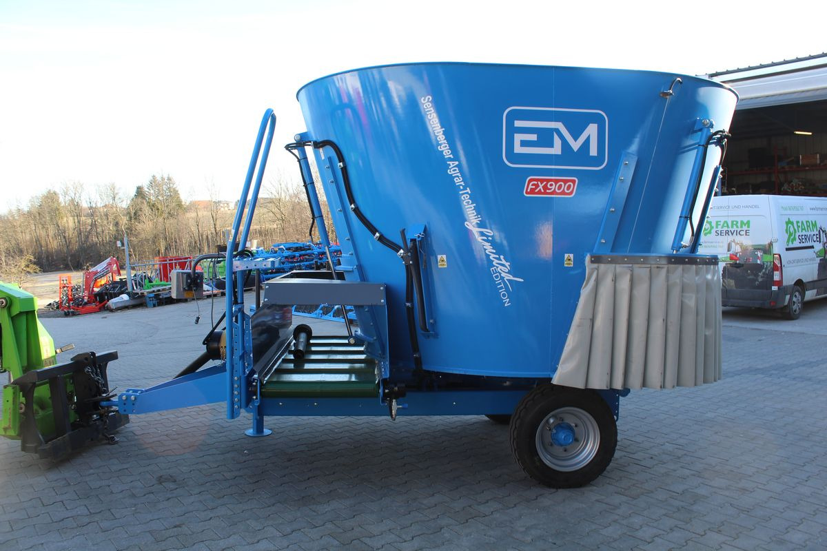 Euromilk Futtermischwagen Rino FX 900 Compact - Forage mixer wagon: picture 1 Euromilk Futtermischwagen Rino FX 900 Compact - Forage mixer wagon: picture 1
