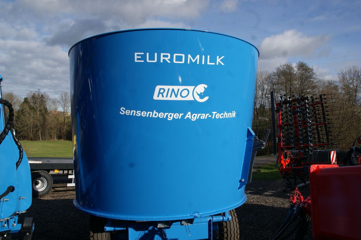Euromilk Rino FX 800-Black Edition - Forage mixer wagon: picture 2 Euromilk Rino FX 800-Black Edition - Forage mixer wagon: picture 2