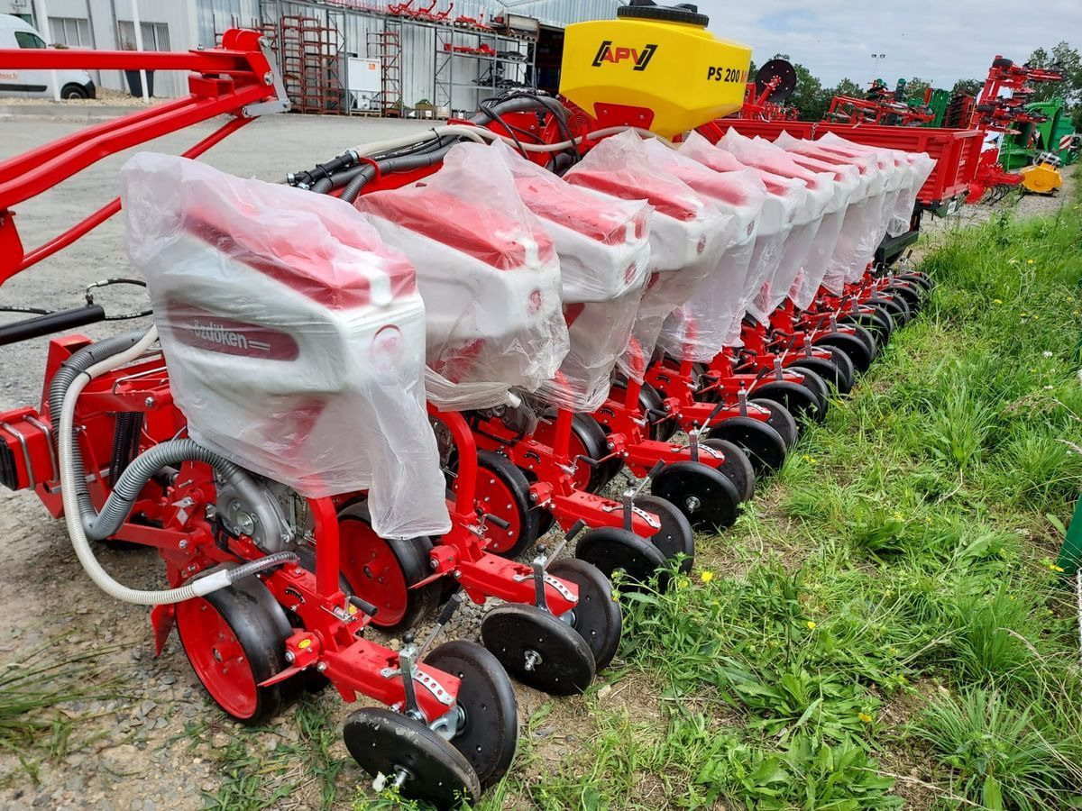Ozdoken Oktopus D 12 reihig - Precision sowing machine: picture 3 Ozdoken Oktopus D 12 reihig - Precision sowing machine: picture 3