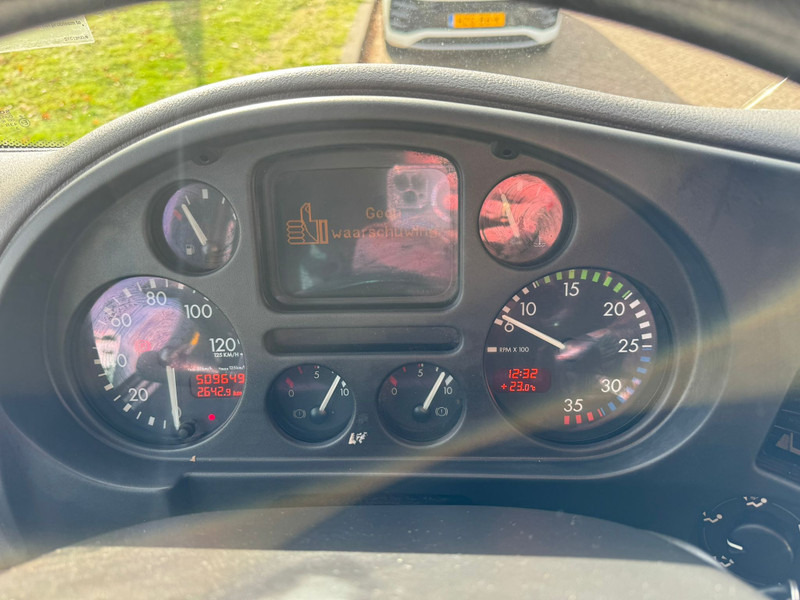 Box truck DAF LF 45.180 / Manual / Tail Lift / NL Truck: picture 9 Box truck DAF LF 45.180 / Manual / Tail Lift / NL Truck: picture 9