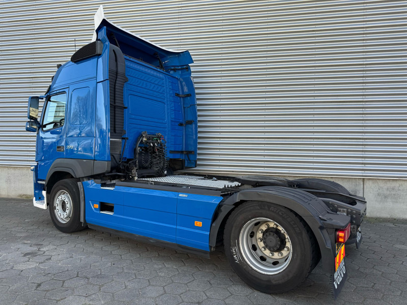 Volvo FM 370 / 2 Tanks / I-Shift / NL Truck - Tractor unit: picture 3 Volvo FM 370 / 2 Tanks / I-Shift / NL Truck - Tractor unit: picture 3