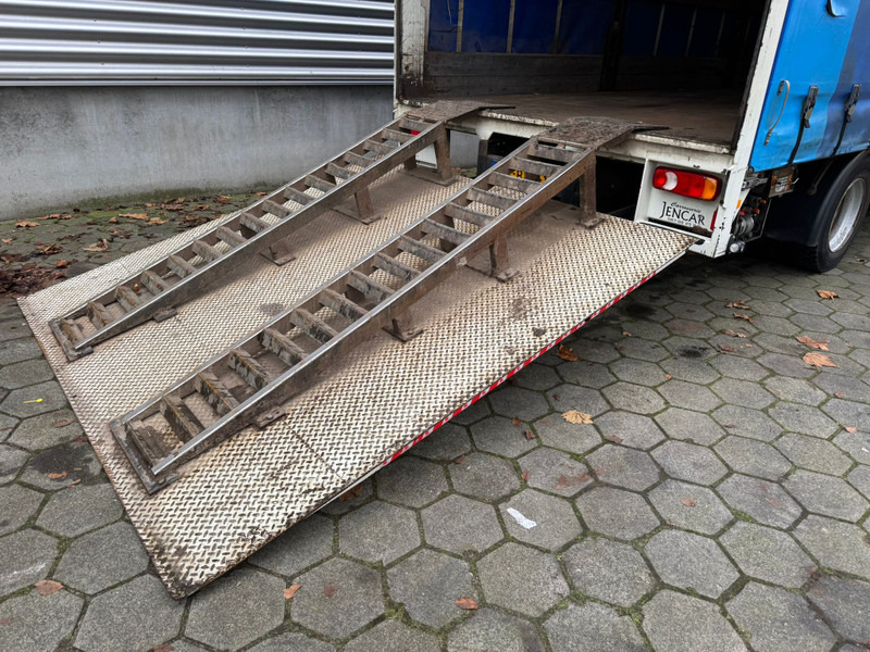 DAF LF55.220 / Machine Transport / Tail Lift / NL Truck - Truck: picture 3 DAF LF55.220 / Machine Transport / Tail Lift / NL Truck - Truck: picture 3