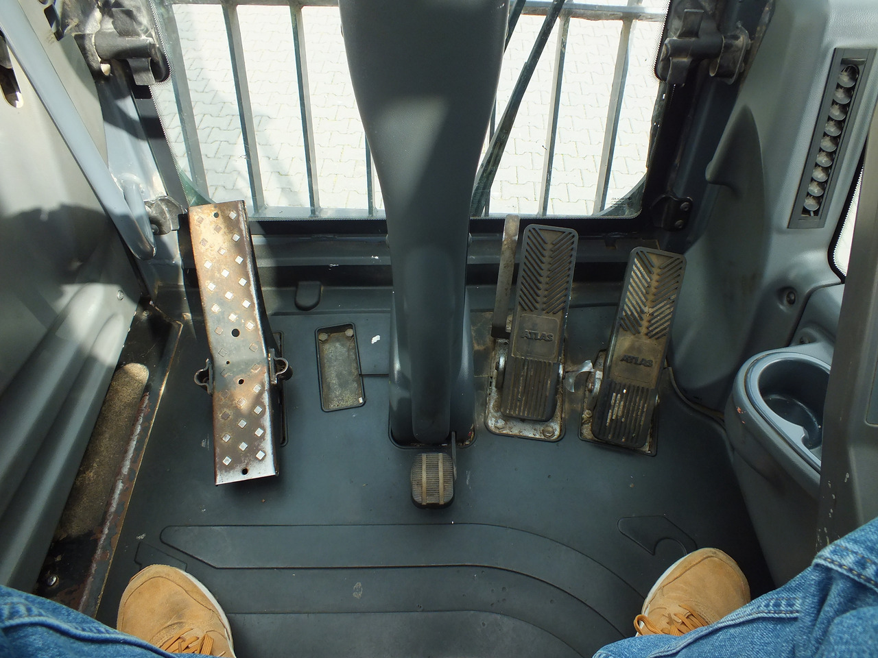 Waste/ Industry handler for Excavator ATLAS 250MH: picture 20 Waste/ Industry handler for Excavator ATLAS 250MH: picture 20