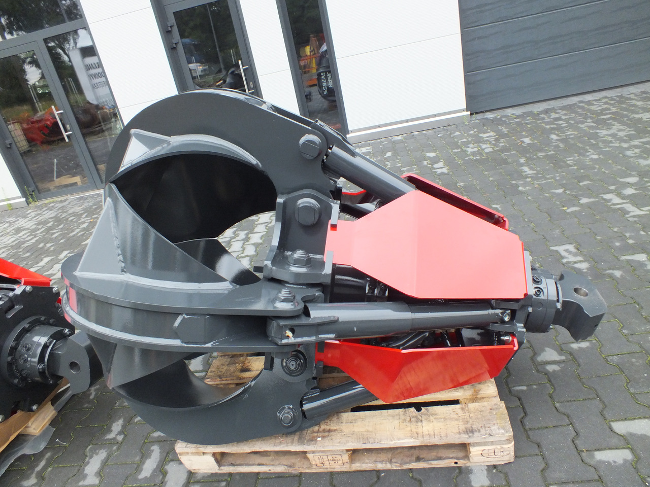 DEMOQ DRV400 - Grapple for Construction machinery: picture 4 DEMOQ DRV400 - Grapple for Construction machinery: picture 4